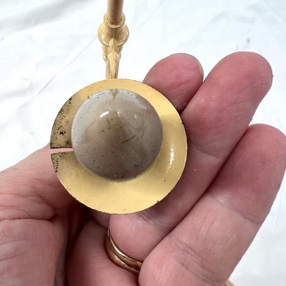 LIONEL #58 Cream/Yellow Lamp Post & Original Box - Picture 6 of 7